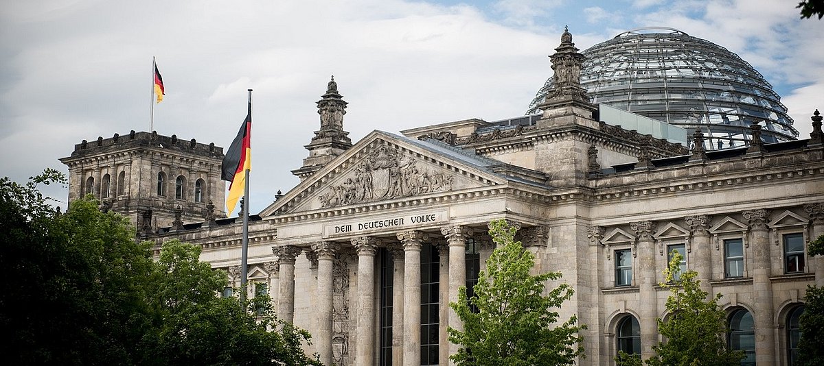 Außenansicht des Reichstagsgebäudes.