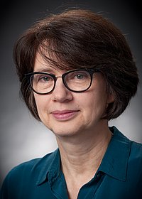 Porträt-Aufnahme der Bremer Senatorin für Gesundheit, Frauen und Verbraucherschutz Claudia Bernhard, Freie Hansestadt Bremen