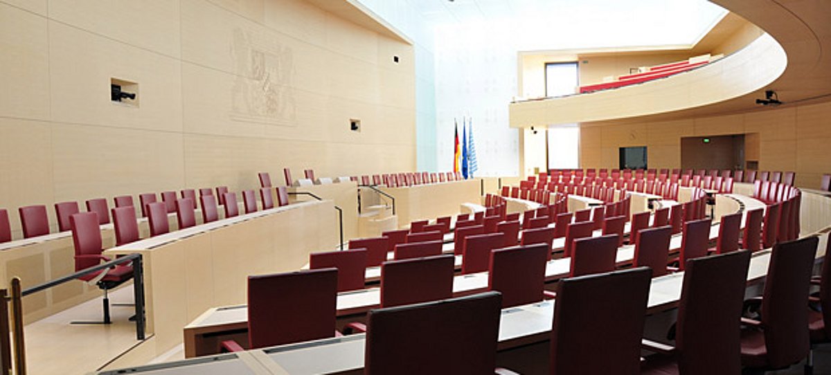 Das Bild zeigt den bayerischen Landtag.