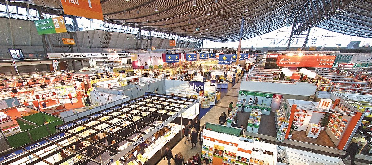 Das Bild zeigt eine Aufnahme der Landesmesse Stuttgart zur Didacta in 2014.